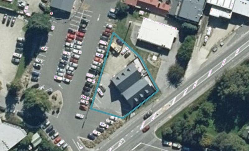11C Brownston Street, Wanaka, Wānaka - Carousel 1