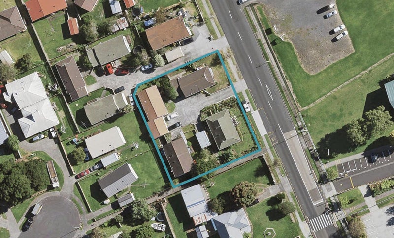 2/64 Rowandale Avenue, Manurewa, Auckland - Carousel 1