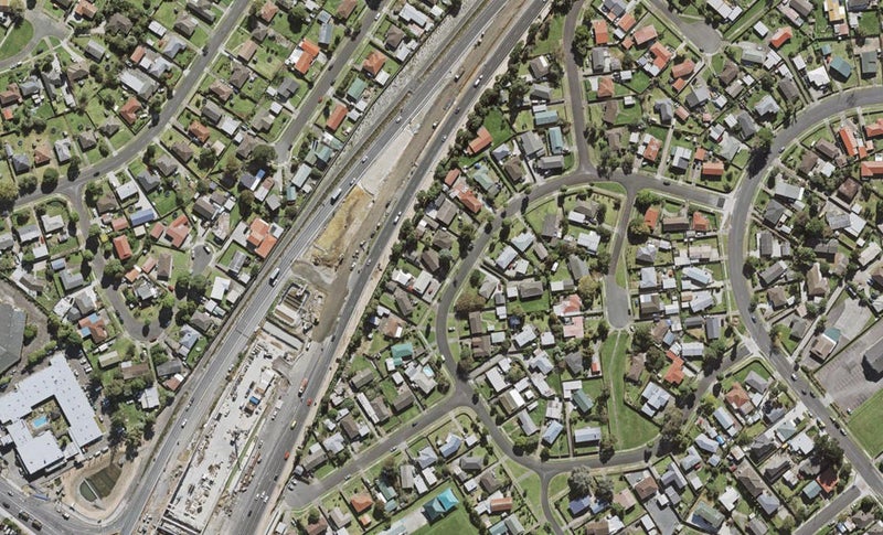 25 Staverton Crescent, Mangere, Auckland - Carousel 1