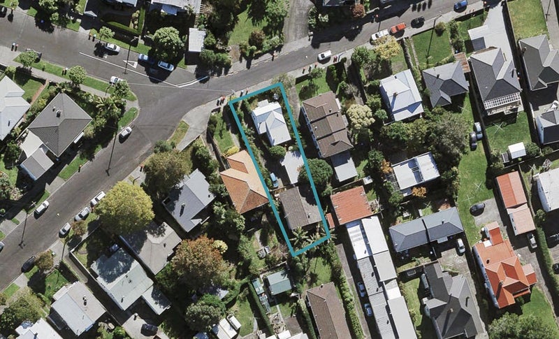 18A Wolseley Street, Morningside, Auckland - Carousel 1