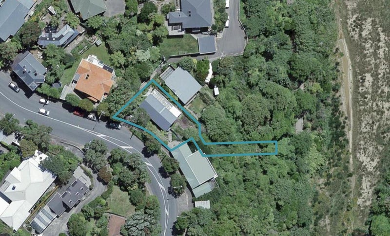 64 Chaytor Street, Karori, Wellington - Carousel 1