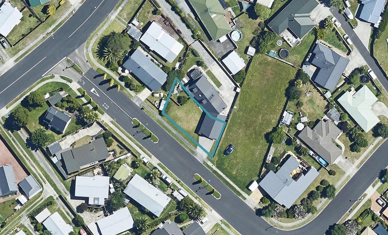 3 Katerini Grove, Papamoa Beach, Papamoa - Carousel 1