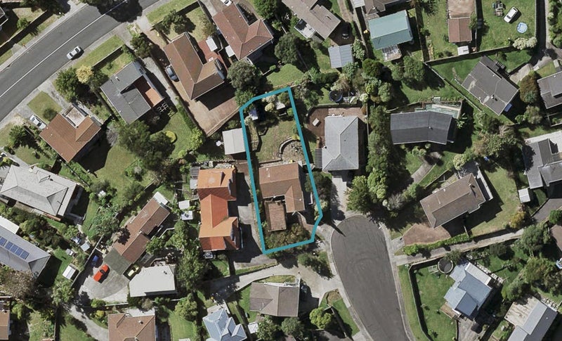 22 Tetrarch Place, Totara Vale, Auckland - Carousel 1
