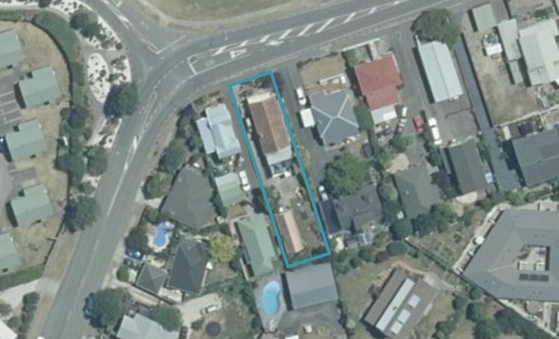 77 Beach Road, Tahunanui, Nelson - Carousel 1