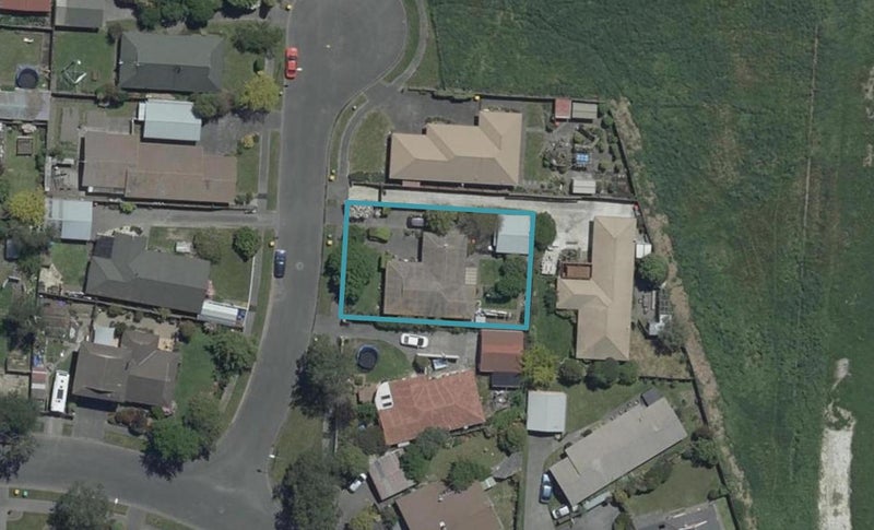 6 Edron Place, Redwood, Christchurch - Carousel 1