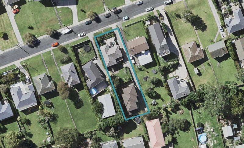 1/15 Alamein Avenue, Belmont, Auckland - Carousel 1