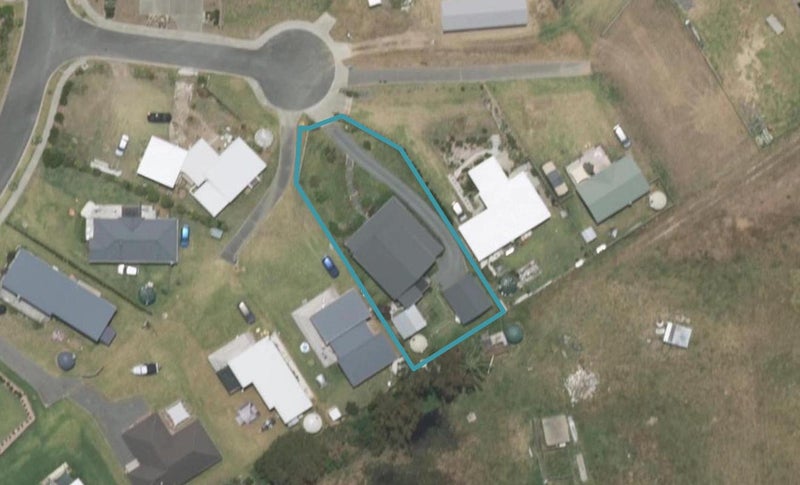 6 Beachcomber Road, Mangawhai Heads, Mangawhai - Carousel 1