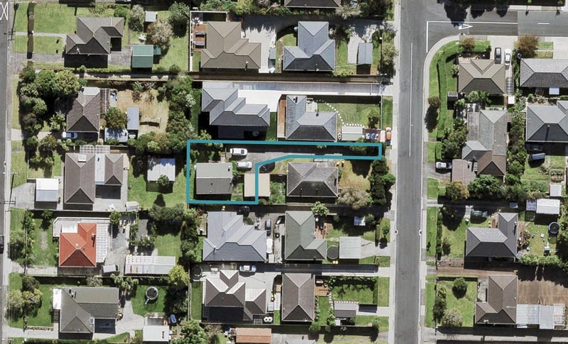 26A Kervil Avenue, Te Atatu Peninsula, Auckland - Carousel 1