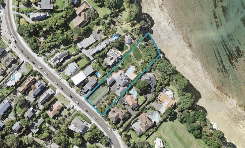 161 Beach Road, Castor Bay, Auckland - Carousel 1