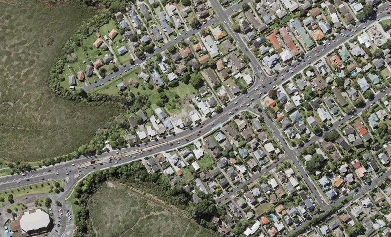 31 Esmonde Road, Takapuna, Auckland - Carousel 1