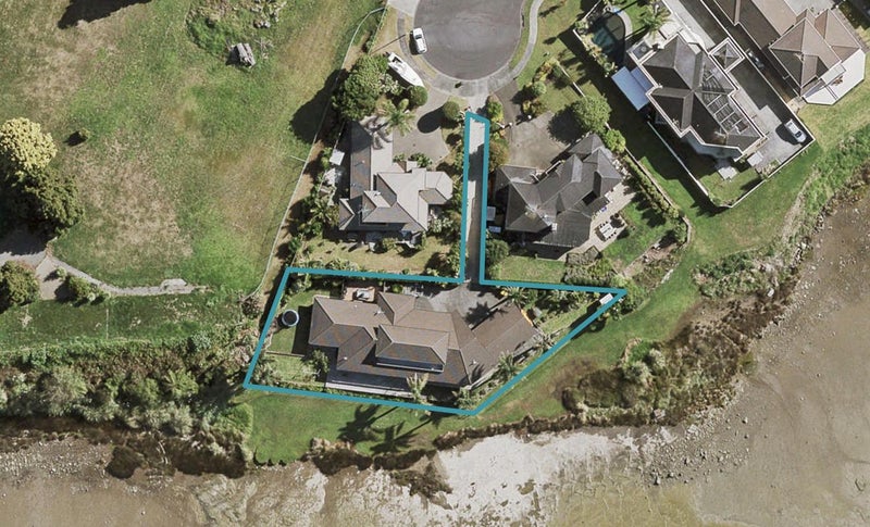 60 Keywella Drive, Conifer Grove, Takanini - Carousel 1