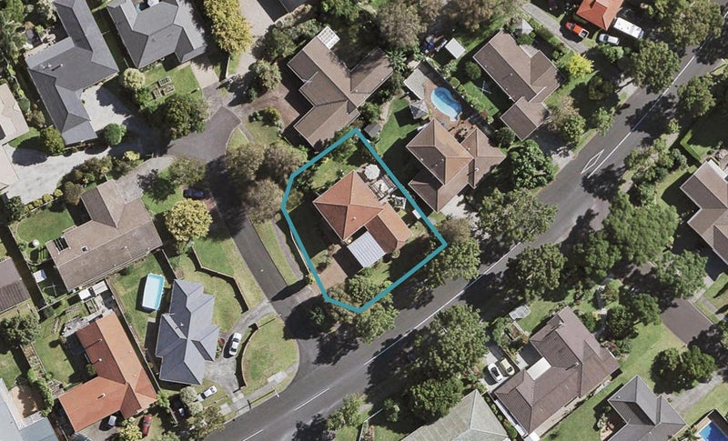 1 Chica Place, Conifer Grove, Takanini - Carousel 1
