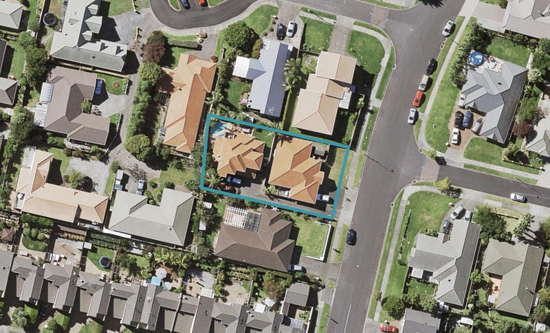 9 Faldo Drive, Golflands, Auckland - Carousel 1