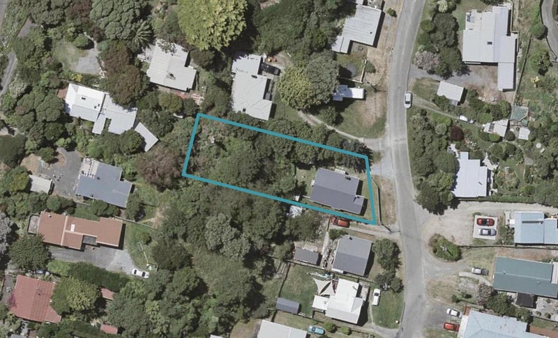 8 Dell Road, Raumati South, Paraparaumu - Carousel 1
