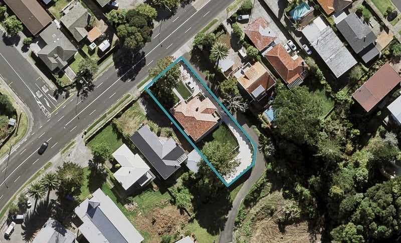 196 Hillsborough Road, Hillsborough, Auckland - Carousel 1