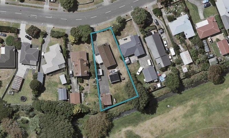 44 Te Kupe Road, Paraparaumu Beach, Paraparaumu - Carousel 1
