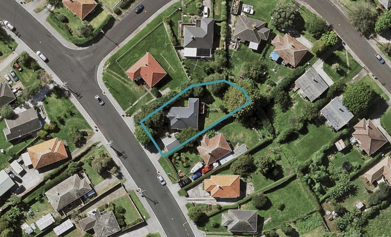 70 Court Crescent, Panmure, Auckland - Carousel 1