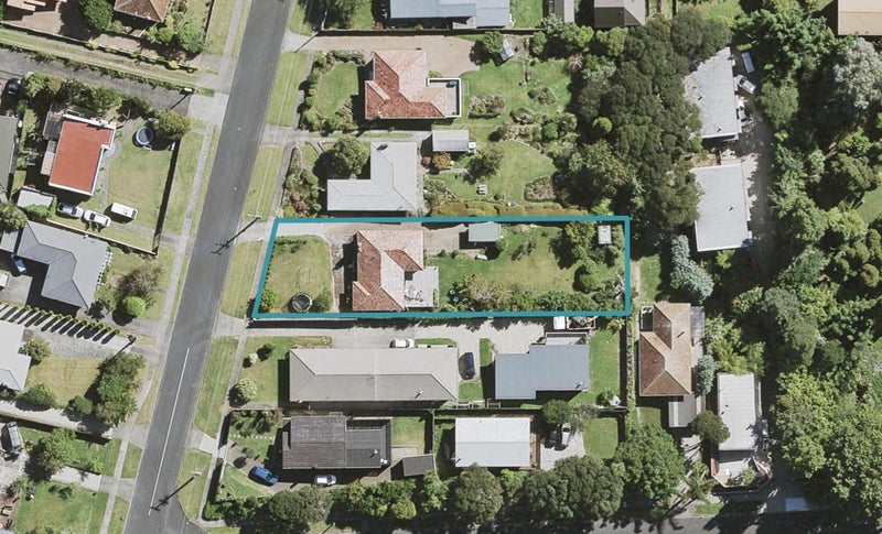 20 Ambler Avenue, Glen Eden, Auckland - Carousel 1