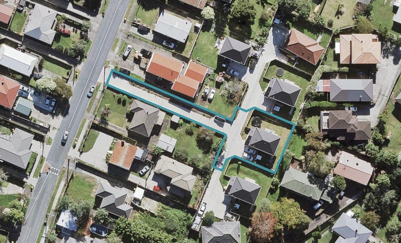 49A Kelwyn Road, Kelston, Auckland - Carousel 1
