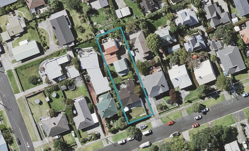 1/30 Aramoana Avenue, Devonport, Auckland - Carousel 1