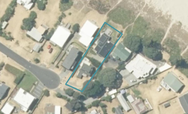124B Seaview Road, Whangamata, Whangamatā - Carousel 1