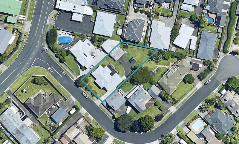 4 Stratford Place, Otumoetai, Tauranga - Carousel 1
