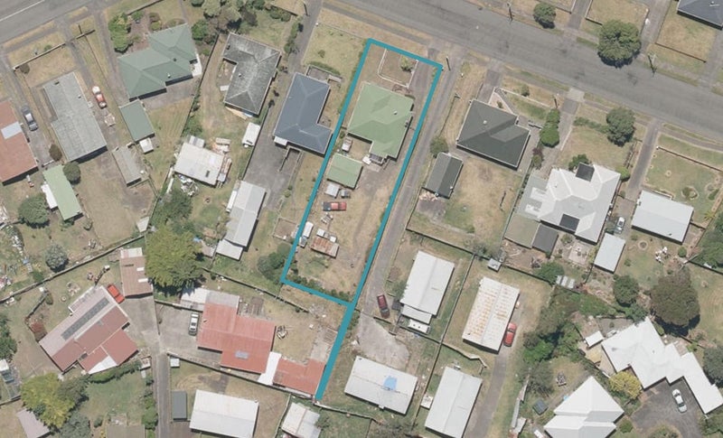 19 Lee Street, Castlecliff, Whanganui - Carousel 1