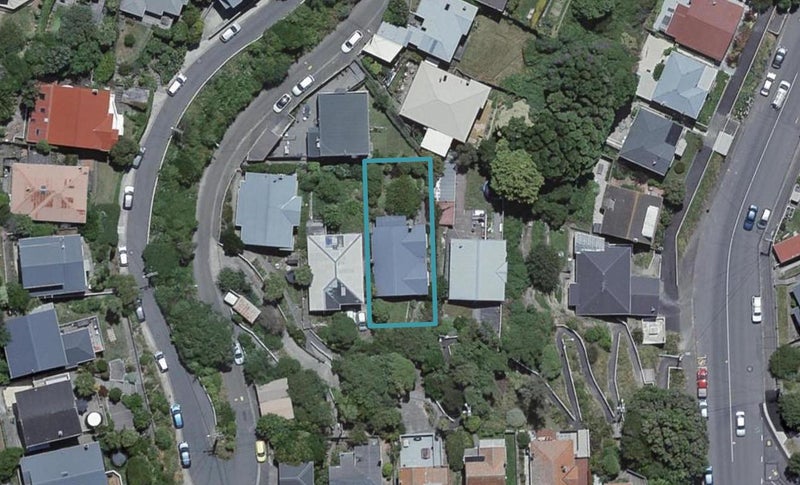 4 Regal Gardens, Melrose, Wellington - Carousel 1