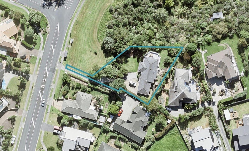 358 Gulf Harbour Drive, Gulf Harbour, Whangaparaoa - Carousel 1