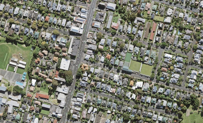 4 Mont Le Grand Road, Mount Eden, Auckland - Carousel 1