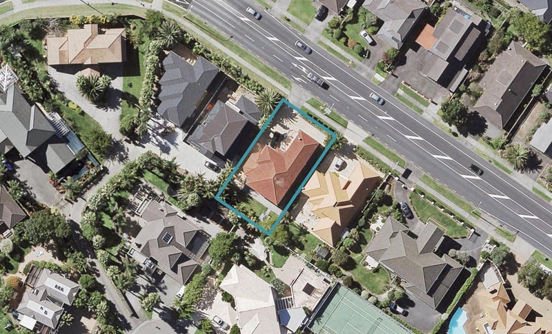 177 Whitford Road, Shamrock Park, Auckland - Carousel 1