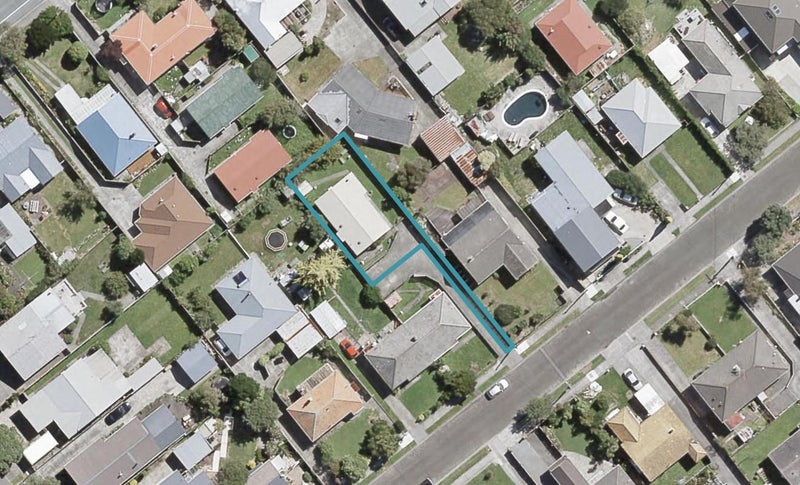 2/5 Haig Street, Waterloo, Lower Hutt - Carousel 1
