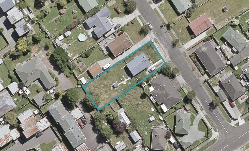 44 McHardie Street, Trentham, Upper Hutt - Carousel 1