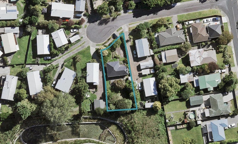 6 Kahikatea Place, Ranui, Auckland - Carousel 1