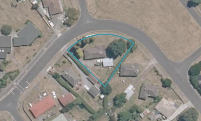 3 Kauri Drive, Wairakei, Taupo - Carousel 1