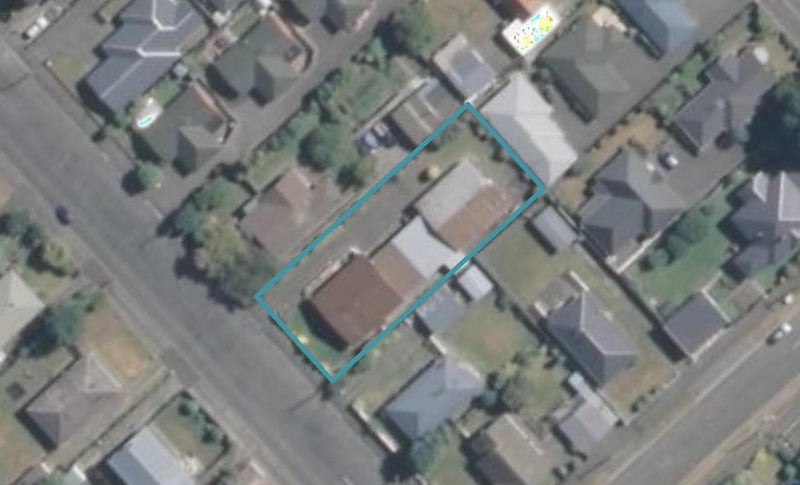129 Kermode Street, Ashburton, Ashburton - Carousel 1