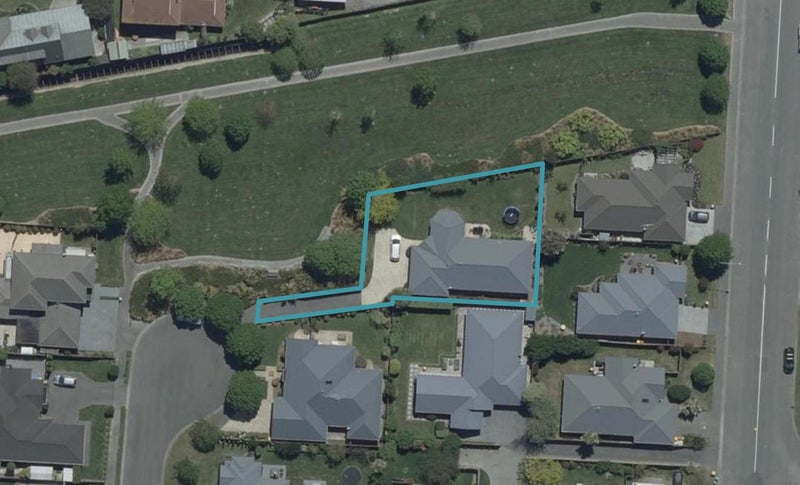 14 Providence Place, Redwood, Christchurch - Carousel 1