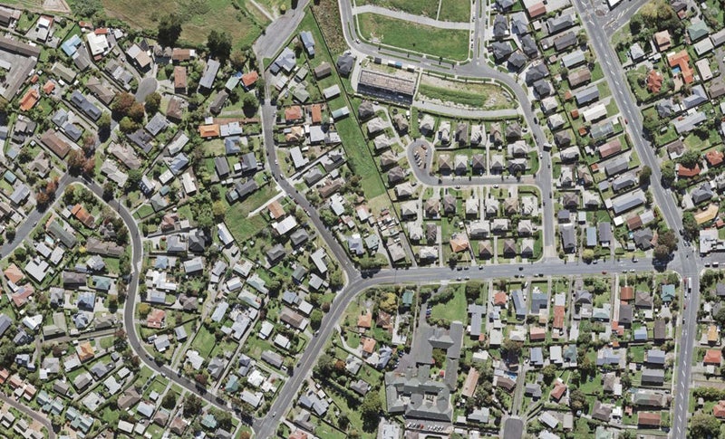 6/76 Mcleod Road, Te Atatū South, Auckland - Carousel 1