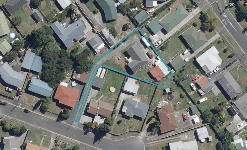 9 Cricket Place, Melville, Hamilton - Carousel 1