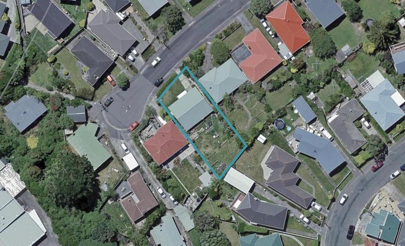 15 Alder Place, Newlands, Wellington - Carousel 1