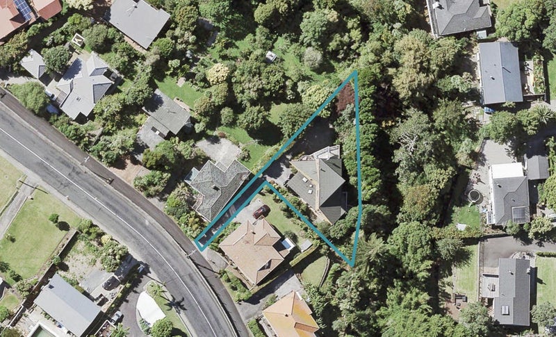 68 Pah Road, Cockle Bay, Auckland - Carousel 1