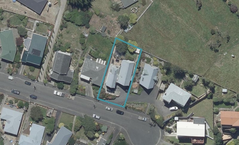 25 Dalrymple Street, Pine Hill, Dunedin - Carousel 1