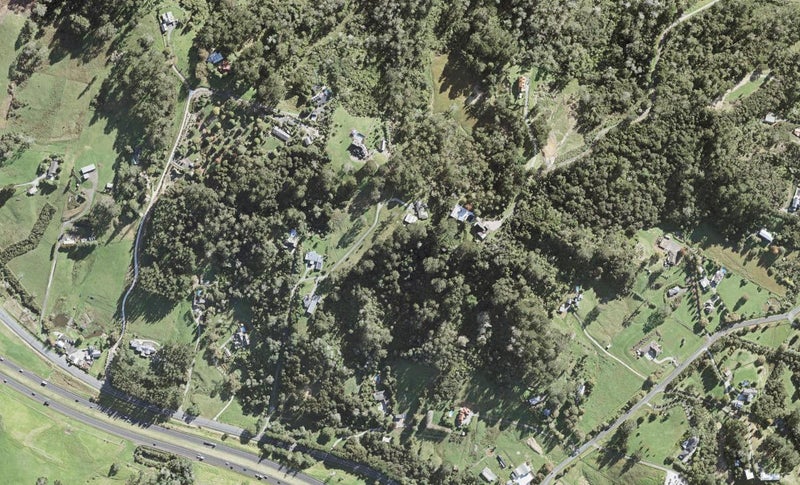 1459 East Coast Road, Albany - Carousel 1