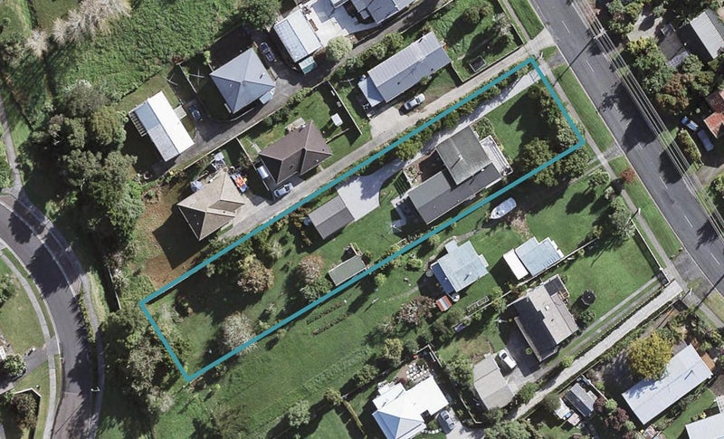 77 Awaroa Road, Helensville, Helensville - Carousel 1