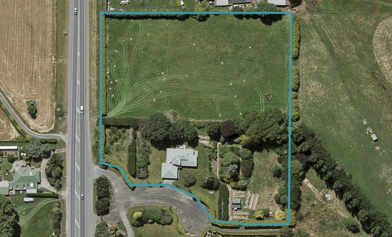 2125 Winton Lorneville Highway, Lorneville, Invercargill - Carousel 1