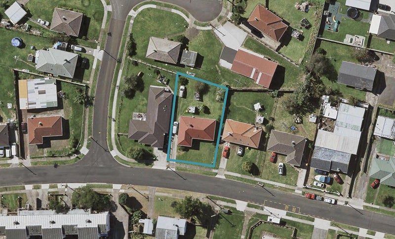16 Valder Avenue, Otara, Auckland - Carousel 1
