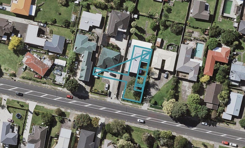 3/6 Reeves Road, Pakuranga, Auckland - Carousel 1