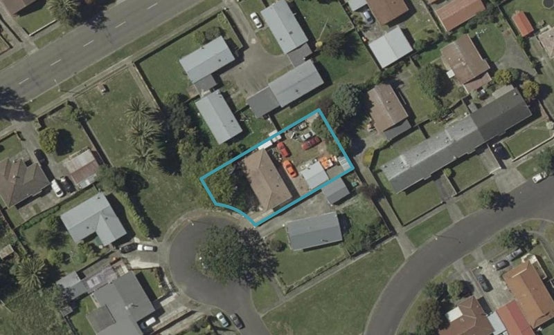 2 Hobbs Place, Westbrook, Palmerston North - Carousel 1