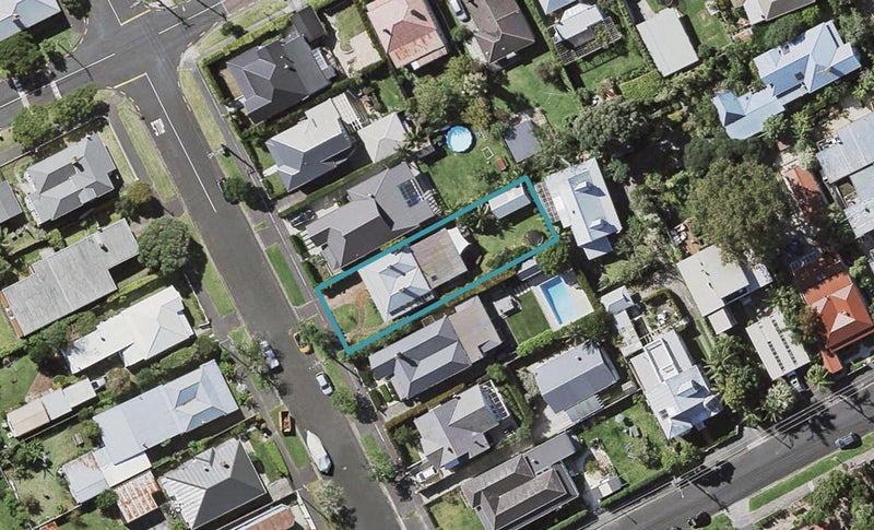 122 Victoria Road, Devonport, Auckland - Carousel 1
