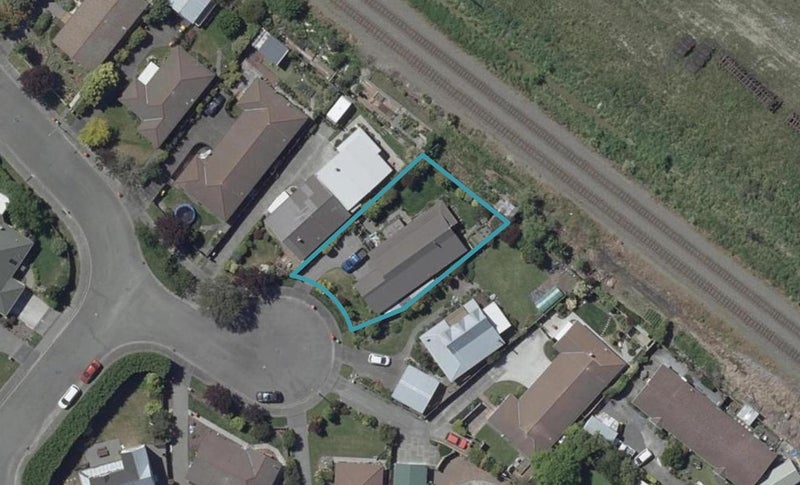 13 Warner Place, Heathcote Valley, Christchurch - Carousel 1